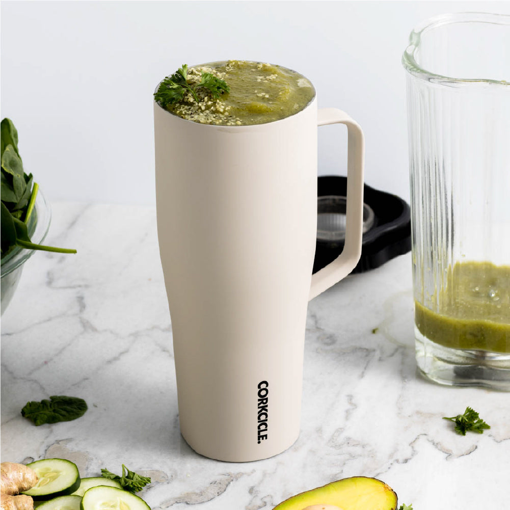 cold-cup-xl-c5 588f4a27c4cf--2230CLT-lifestyle.jpg