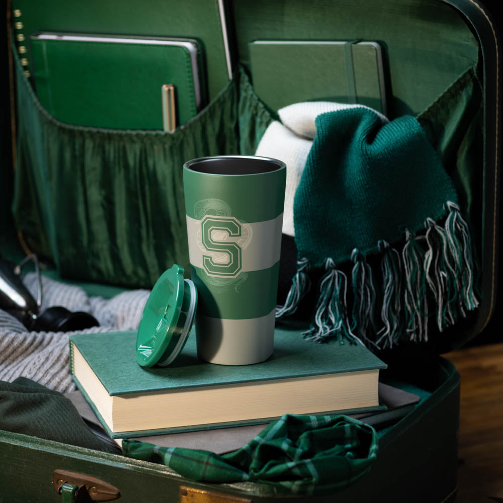 harry-potter-tumbler-d1 84ce9e4c9c5c--HarryPotter-Slytherin-4.jpg