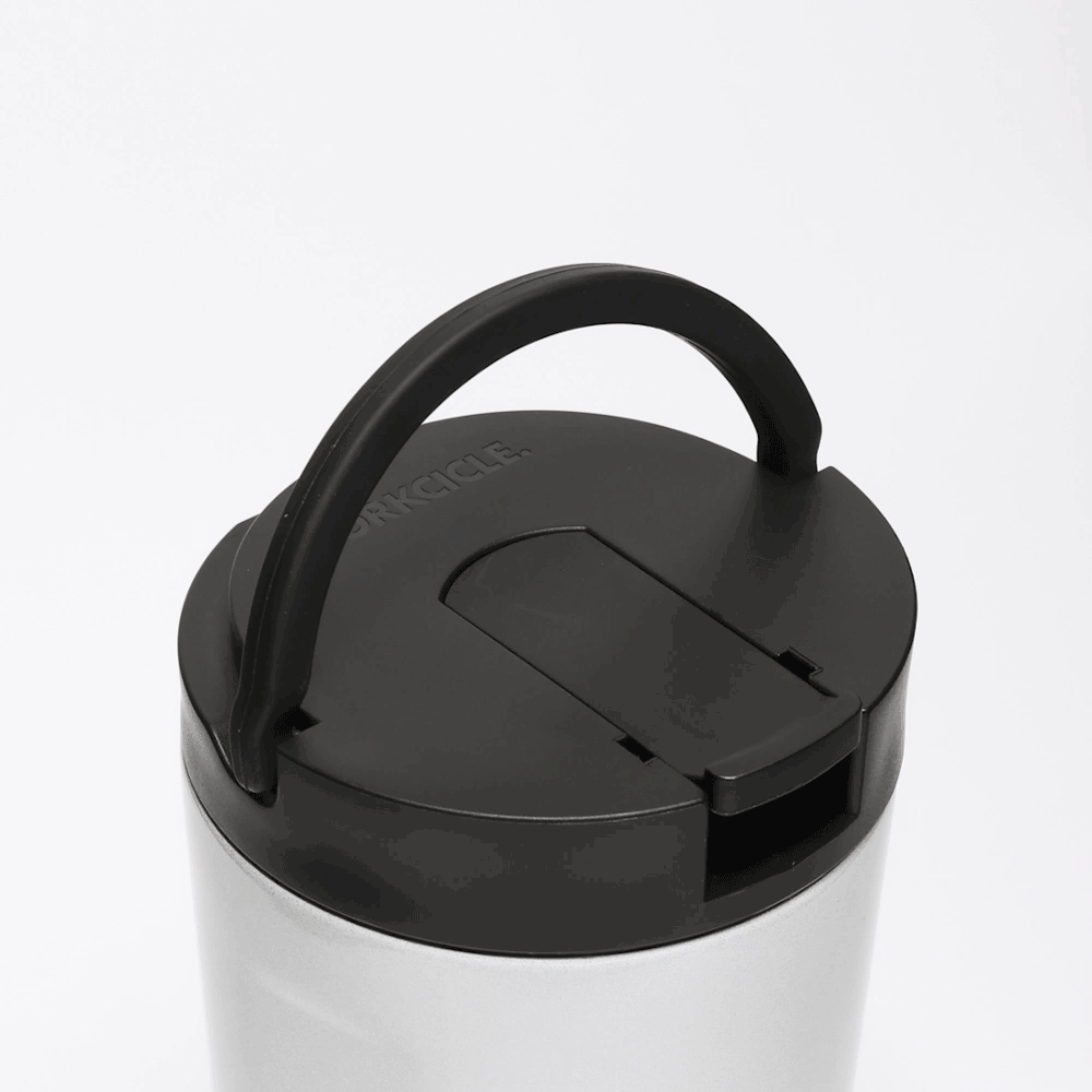 disney-kids-cup-m7 Kids_Cup_28_0906b7b6-4acf-4cb6-8c0d-d15f57c40b85.gif