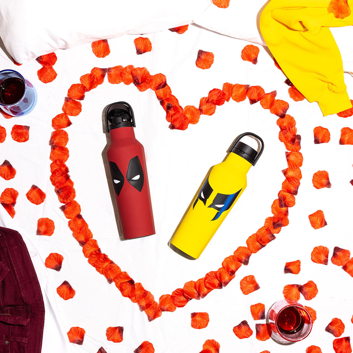 deadpool-and-wolverine-drinkware-h7 a7afce7e71cf--DeadpoolWolverine-PDPLifestyle2.jpg